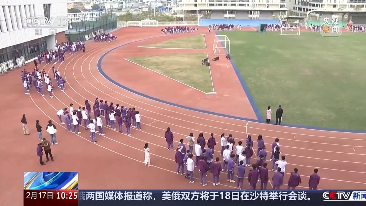 而他则能够